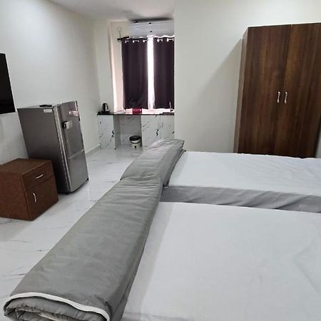 Single Suite Room Haiderabad Buitenkant foto