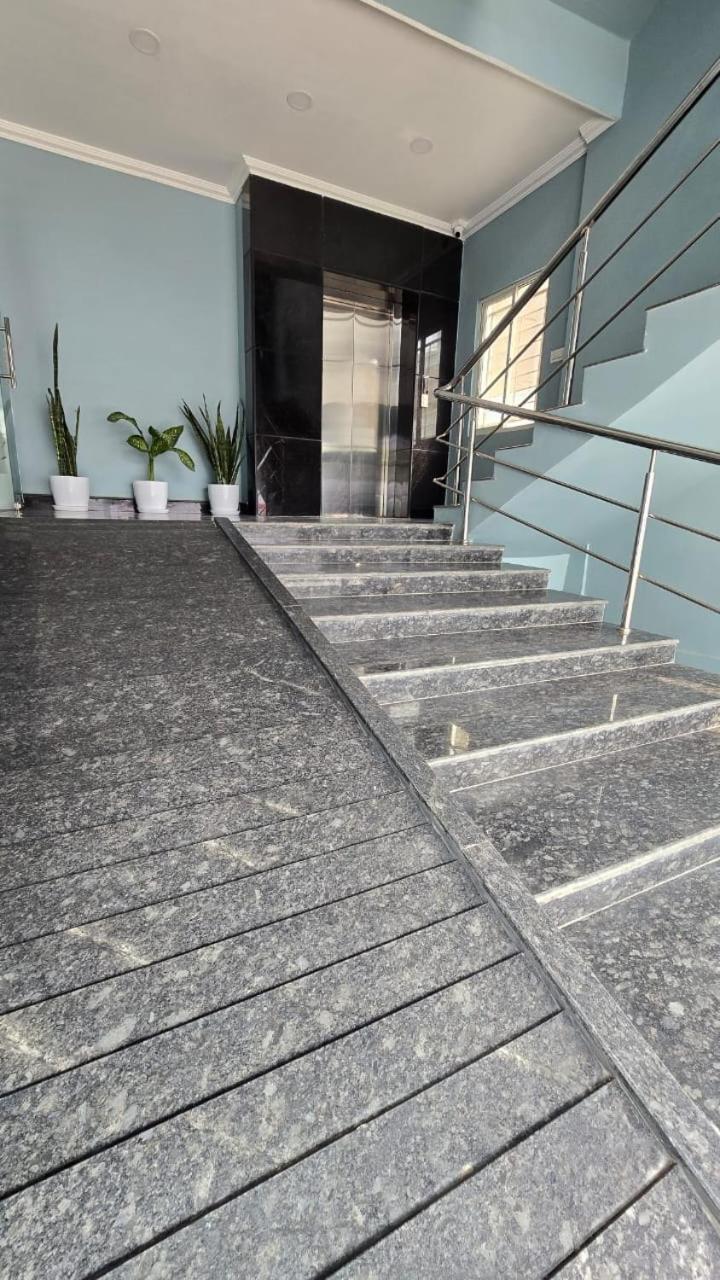 Single Suite Room Haiderabad Buitenkant foto